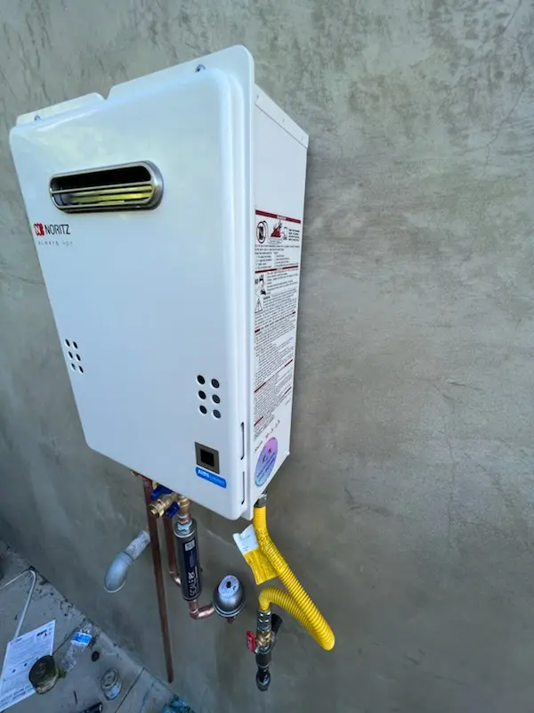 Tankless water heater installation for Washington Highlands homes